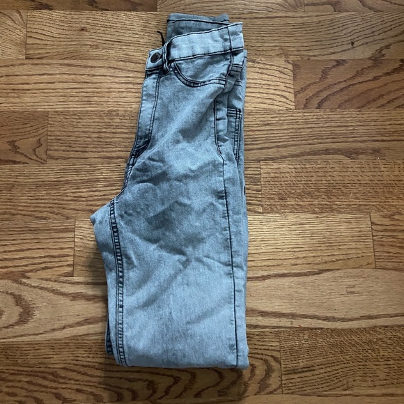 H&M jeans - Picture 1 of 2